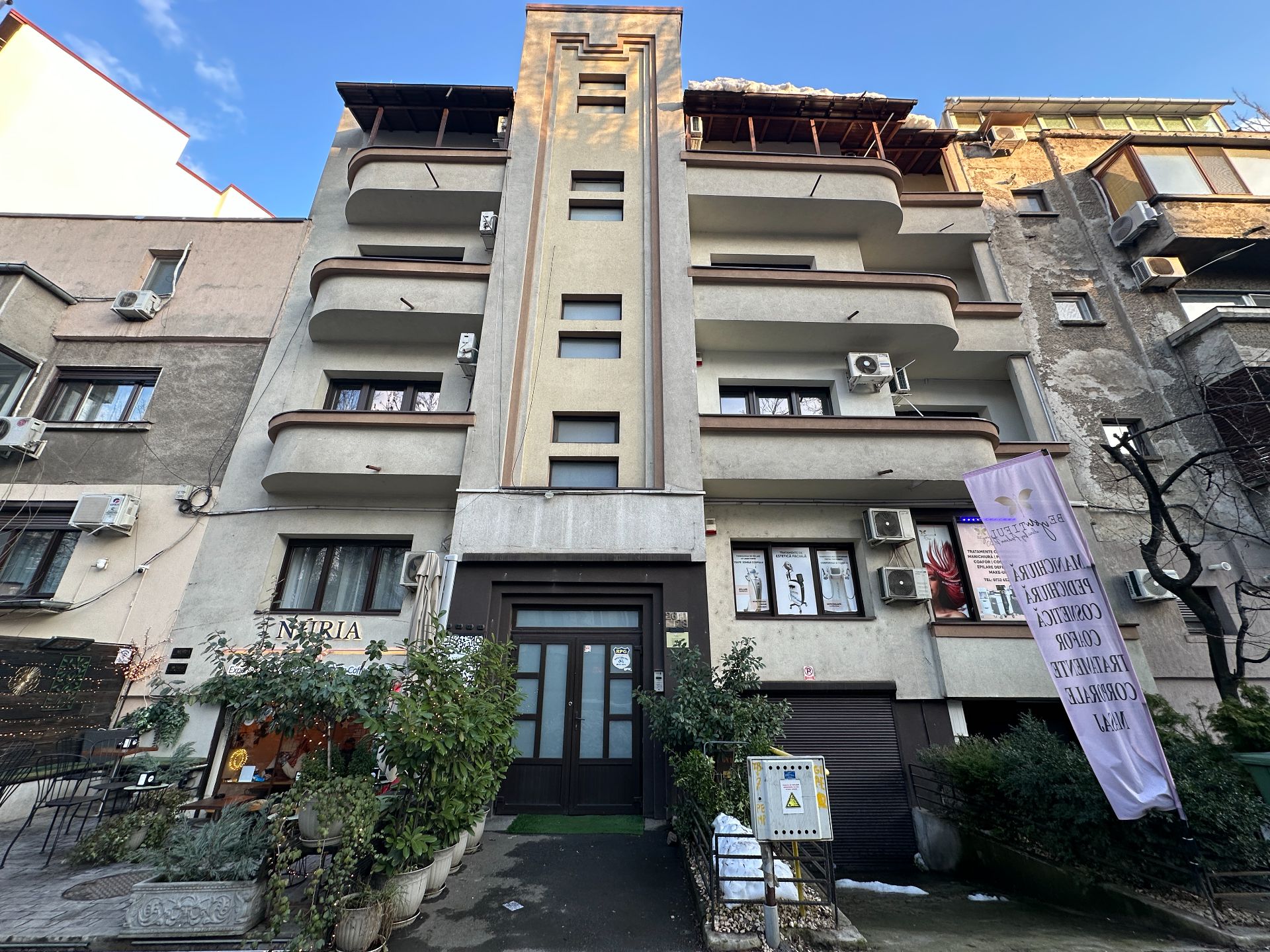 spatiu de vanzare poza 1.JPG