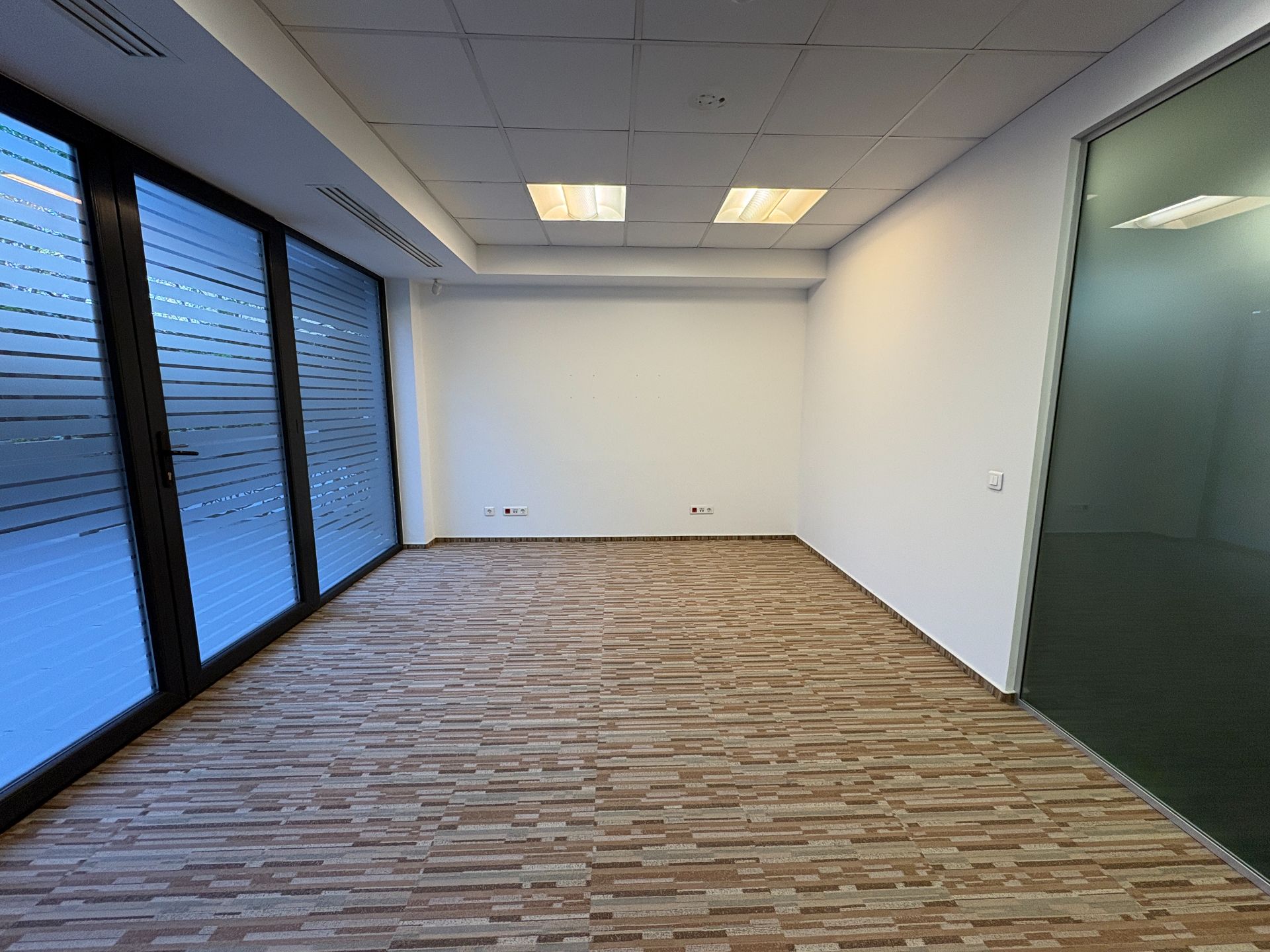 Ceasornicului 17 - parter - poza4.JPG