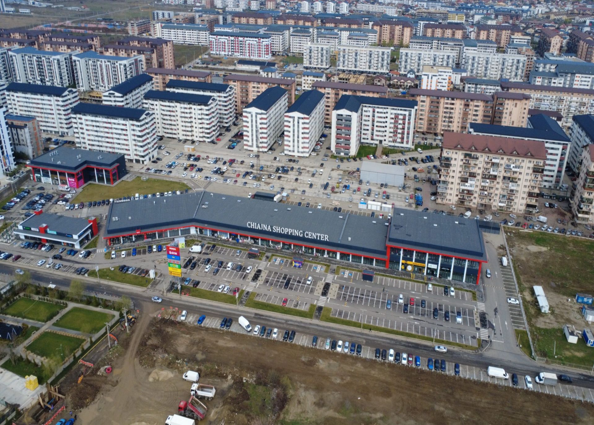POZA 2 chiajna-shopping-center-redimensionată-la-2000x1430.jpeg