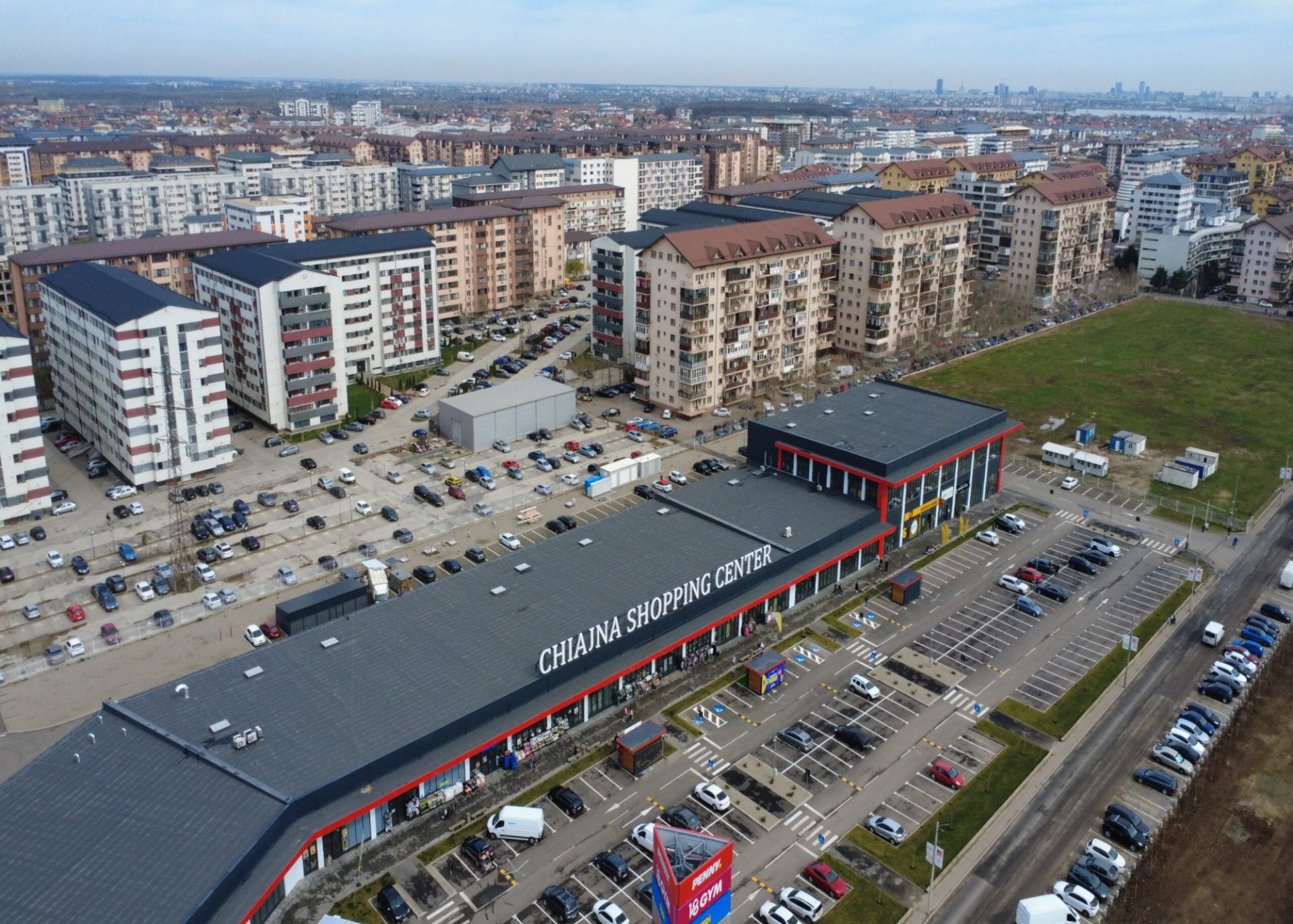 POZA 4 chiajna-shopping-center-redimensionată-la-2000x1430.jpeg