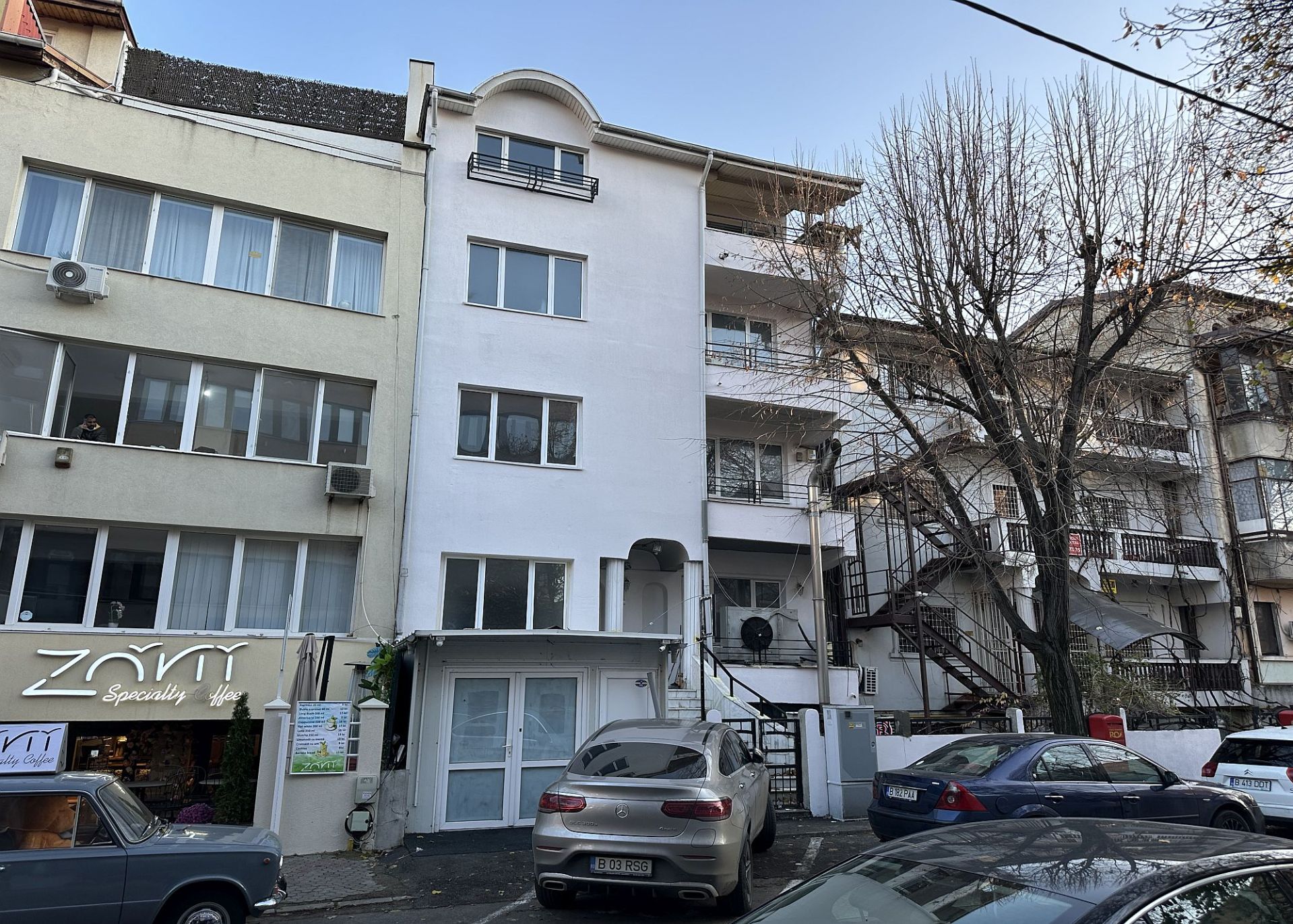 Zarii 12 - poza 2.JPG