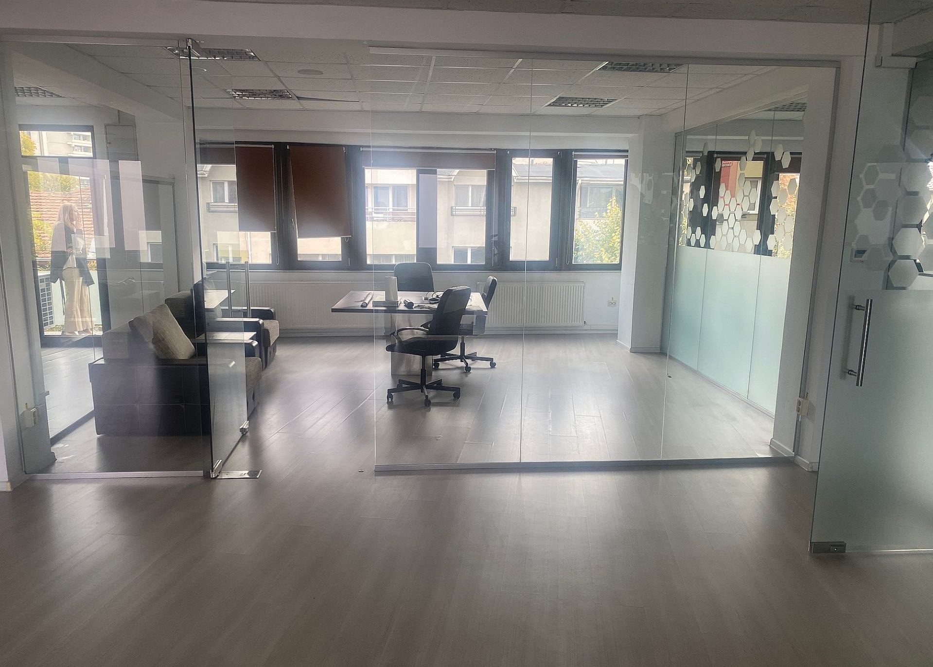 Zarii 9 - poza 4.JPG